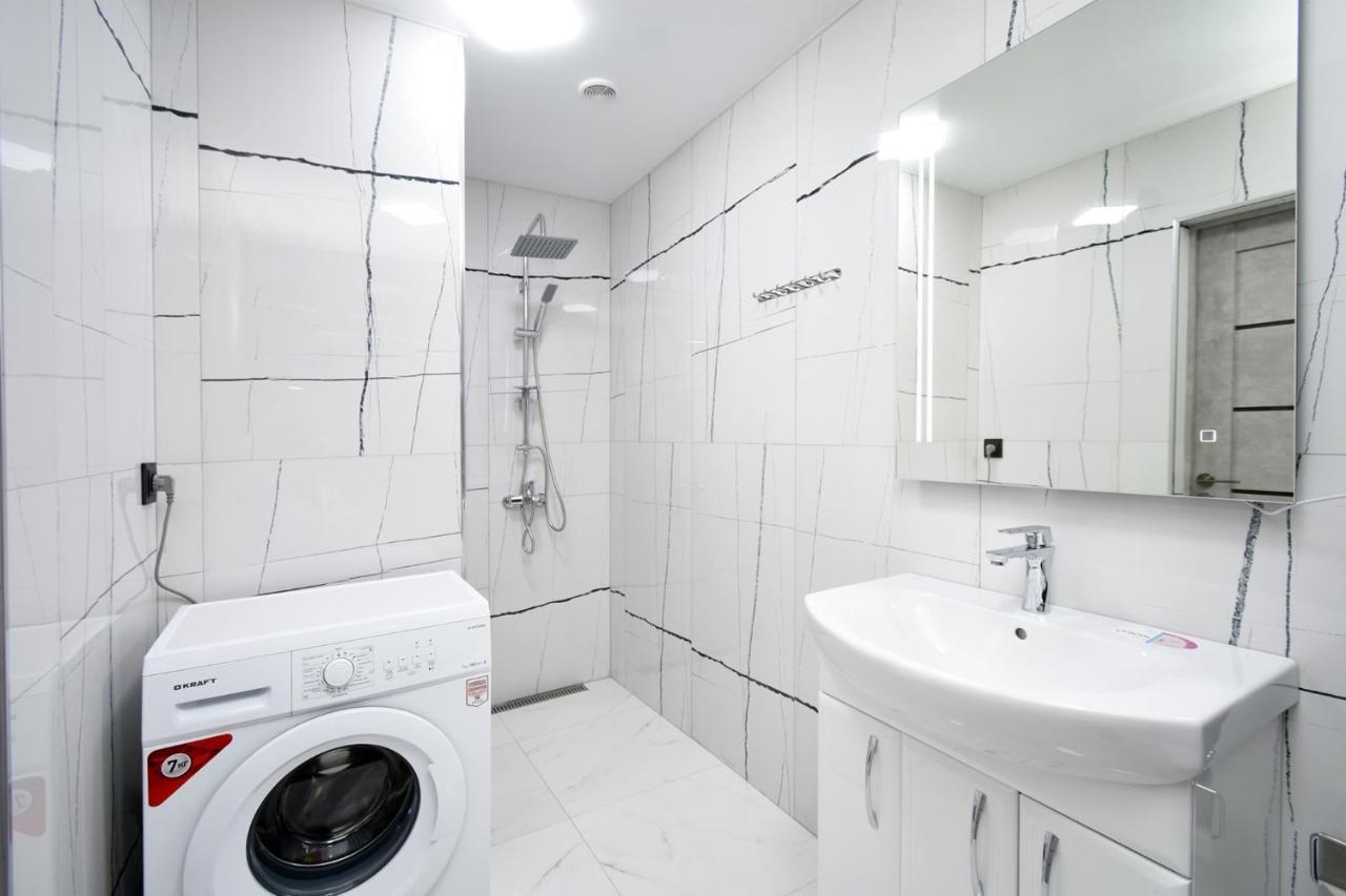 New Apartment In Yerevan City Center Kültér fotó